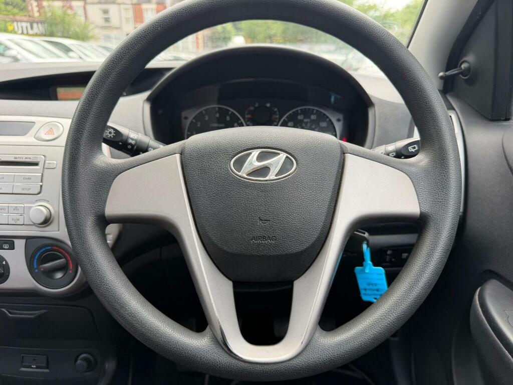 Hyundai I20 1.2 Comfort Euro 4 Black #23