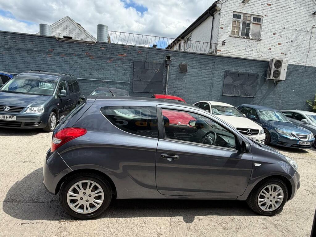 Hyundai I20 1.2 Comfort Euro 4 Black #8