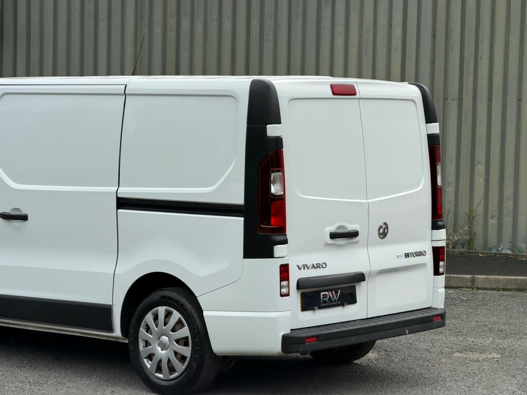 Vauxhall Vivaro 3100 Turbo D 120 L2h1 Sportive Double Cab 6 Seat C White #29