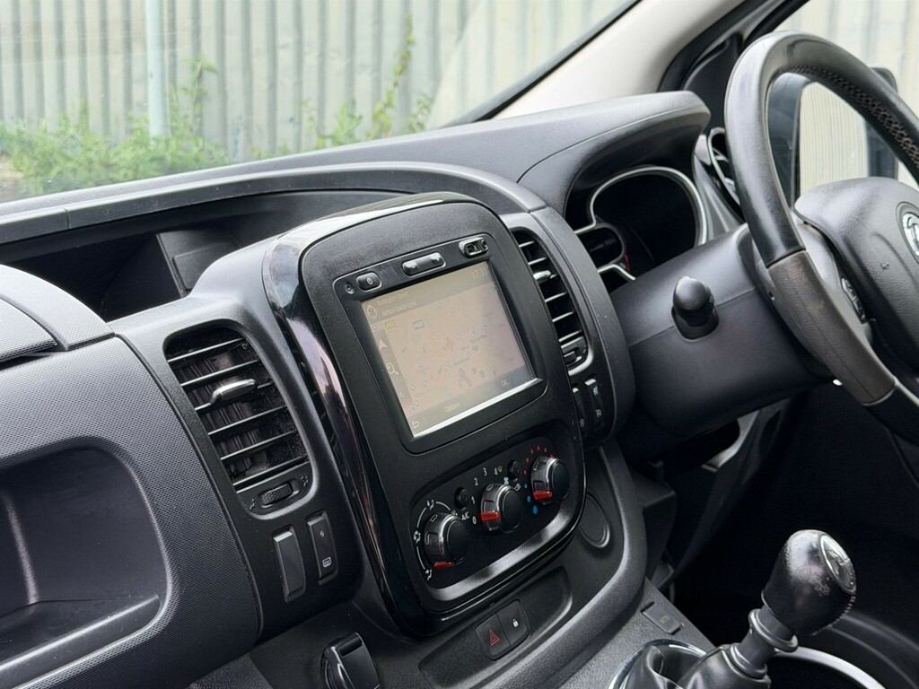 Vauxhall Vivaro 3100 Turbo D 120 L2h1 Sportive Double Cab 6 Seat C White #32