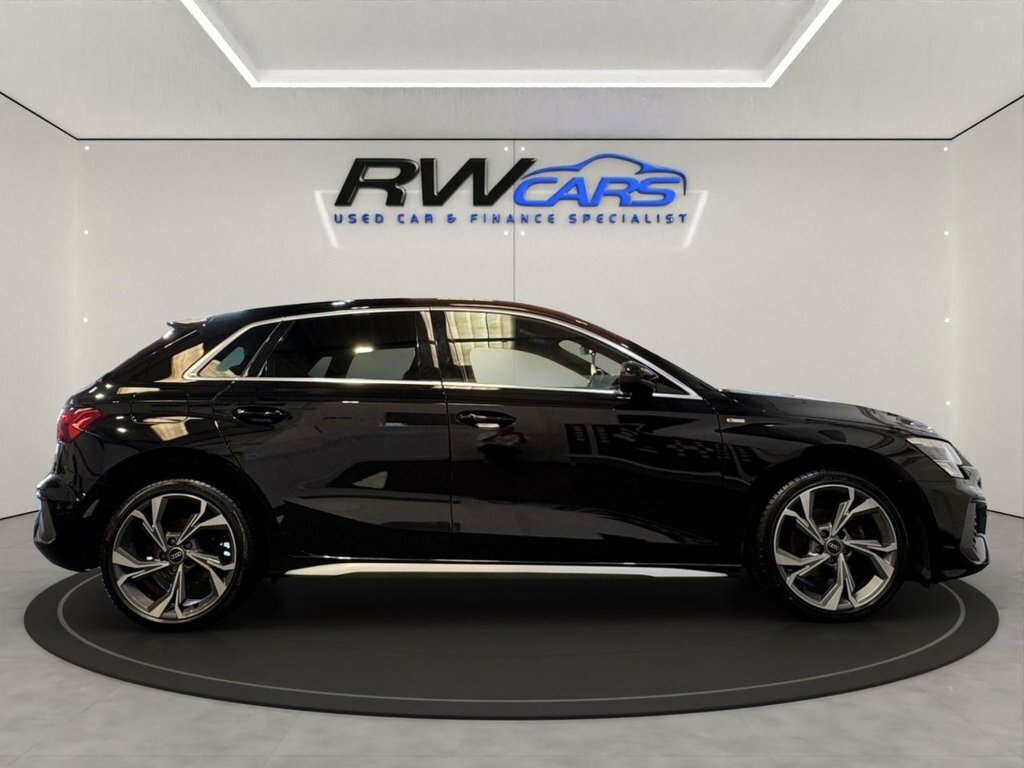 Audi A3 1L S Line Black #5