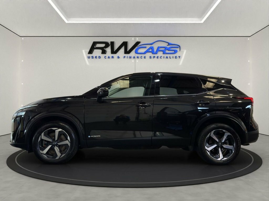 Nissan Qashqai 1.5L N-connecta Black