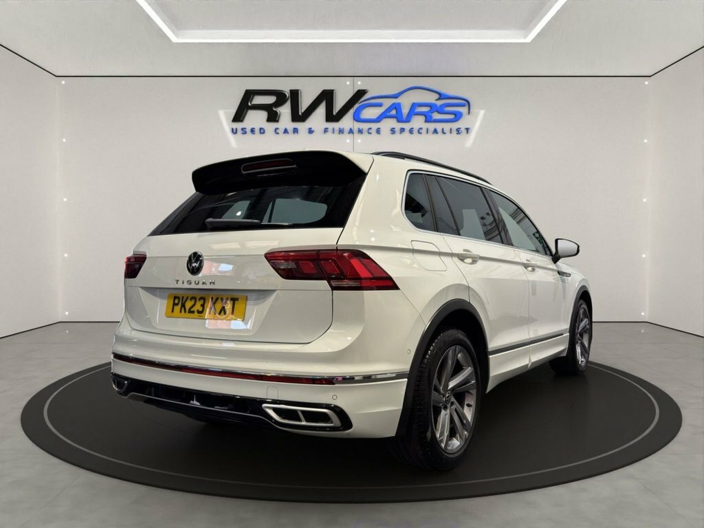 Volkswagen Tiguan 1.5L R-line Edition White #4