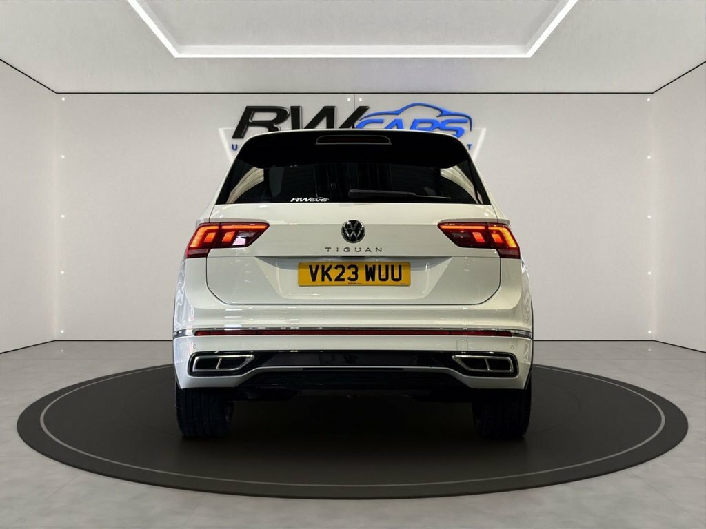 Volkswagen Tiguan 1.5L R-line White #4