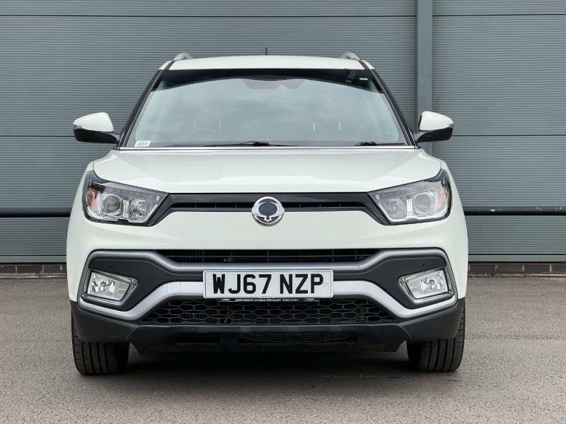 SsangYong Tivoli 1.6 D Elx White #2