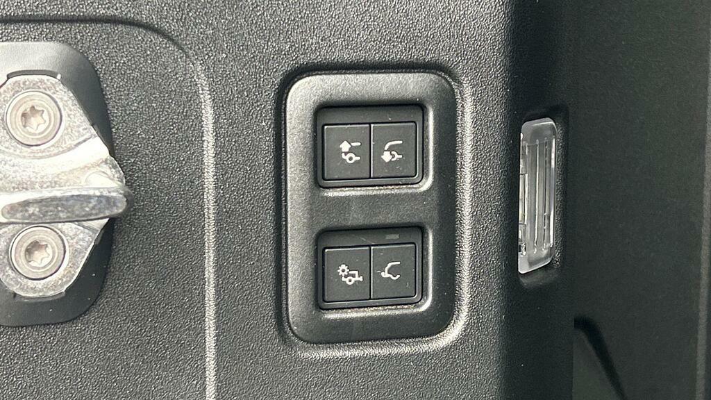 Land Rover Defender 110 3.0 D350 Hard Top X-dynamic Hse Grey #27