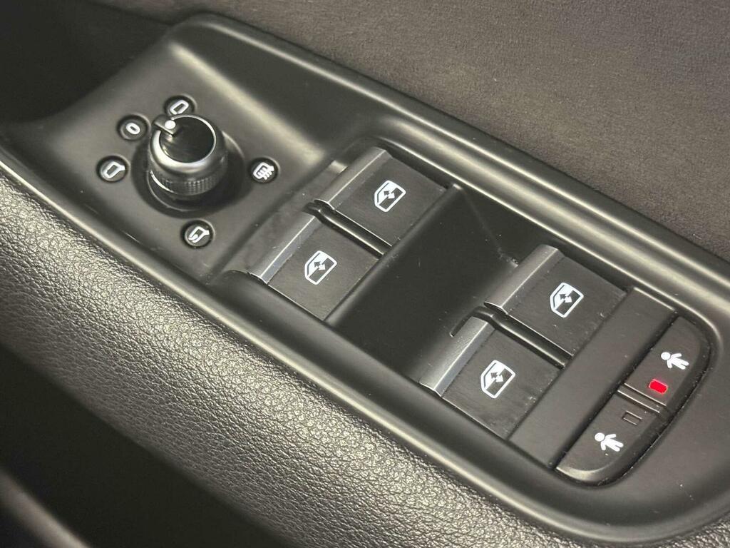 Audi Q7 3.0 Tdi V6 S Line Tiptronic Quattro Euro 6 Ss 5  #45