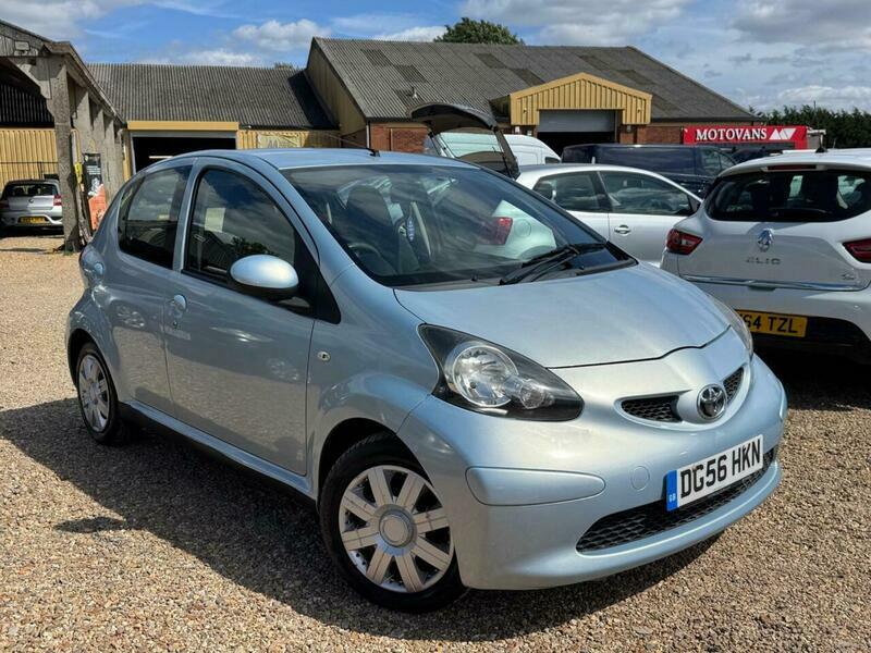 Toyota Aygo 1.0 Vvt-i Black Euro 4 Black #4