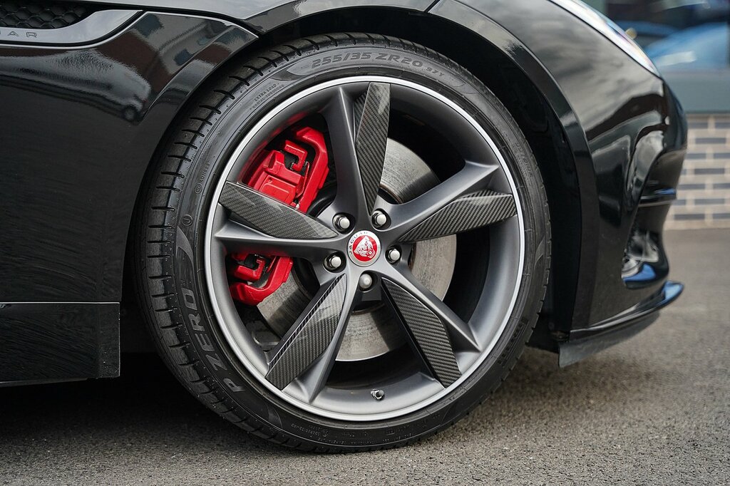 Jaguar F-Type V8 R Black #4