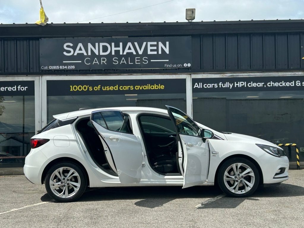 Vauxhall Astra 1.4L Sri White #4