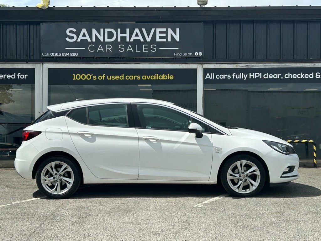 Vauxhall Astra 1.4L Sri White #3