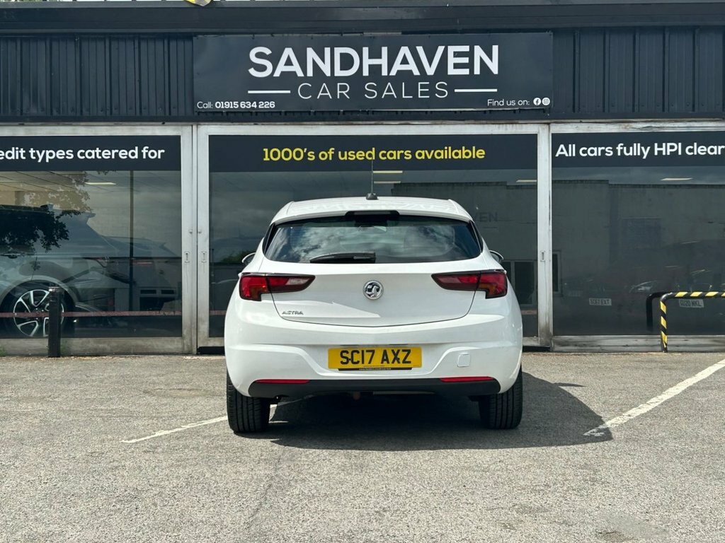Vauxhall Astra 1.4L Sri White #6