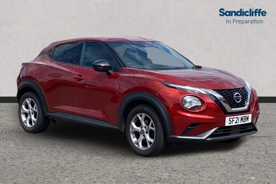 Nissan Juke Juke 1.0 Dig-t 114 N-connecta Dct Hatchback Red
