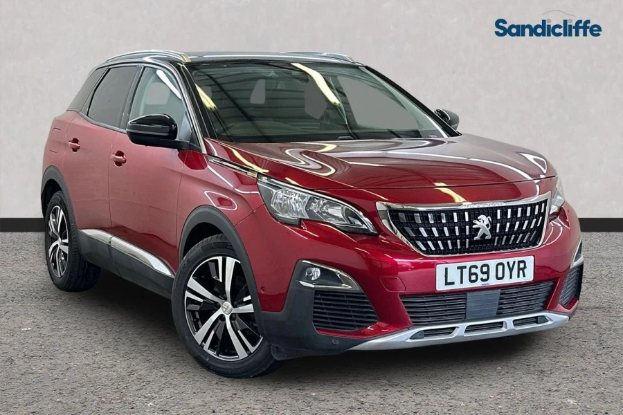 Peugeot 3008 3008 1.5 Bluehdi Allure Estate Red