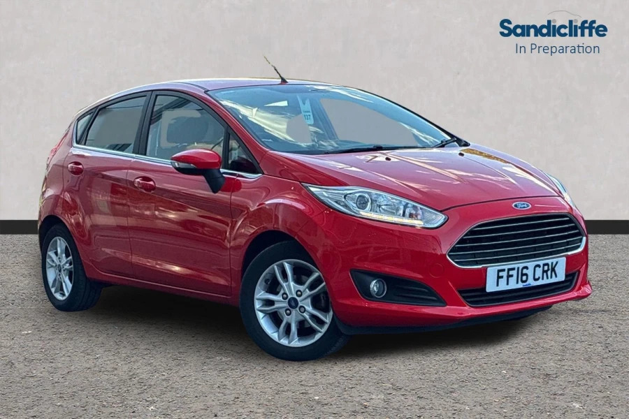 Ford Fiesta Fiesta 1.0 Zetec 100Ps Red