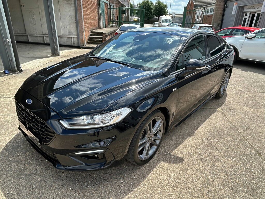 Ford Mondeo 2.0 Ecoblue St-line Edition Hatchback M Black #3