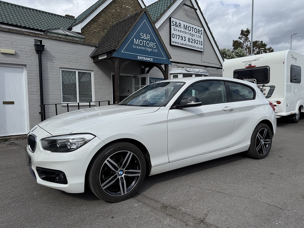 BMW 1 Series 118D Sport White