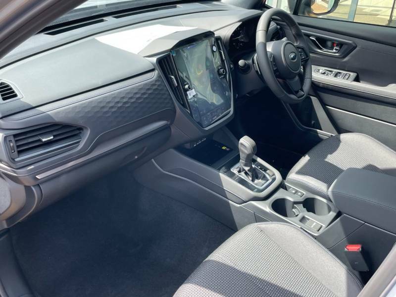 Subaru Forester 2.0I E-boxer Limited Lineartronic Silver #4