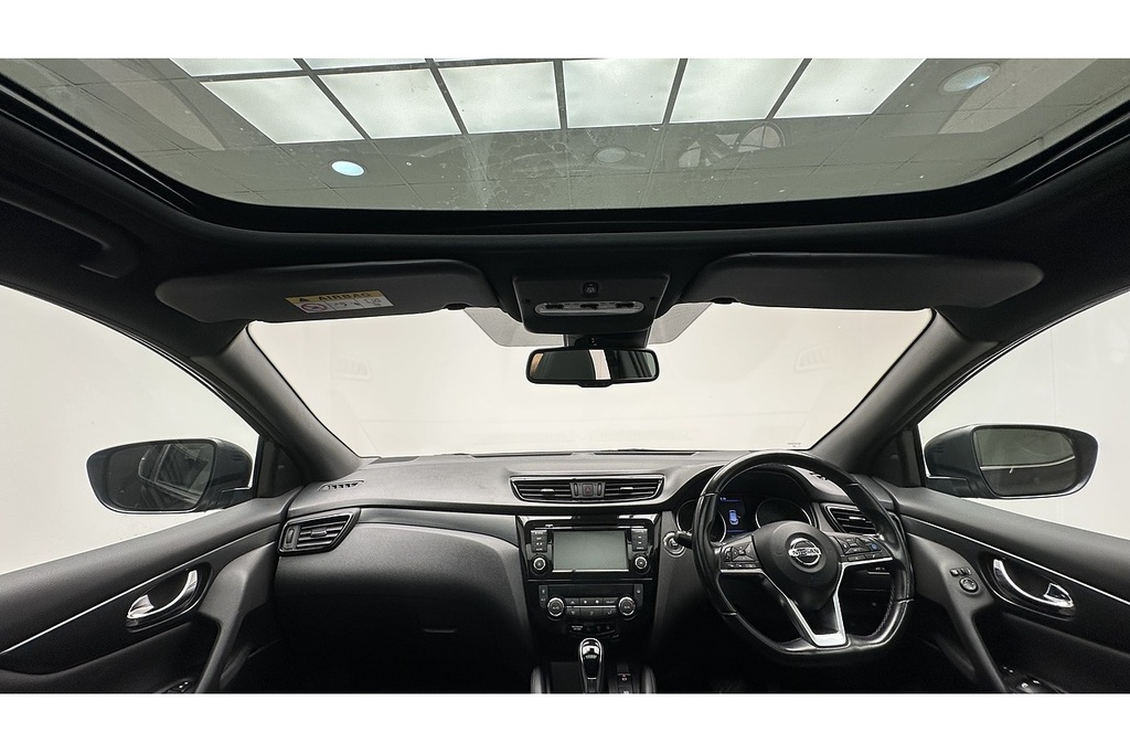 Nissan Qashqai Dig-t N-tec Black #2