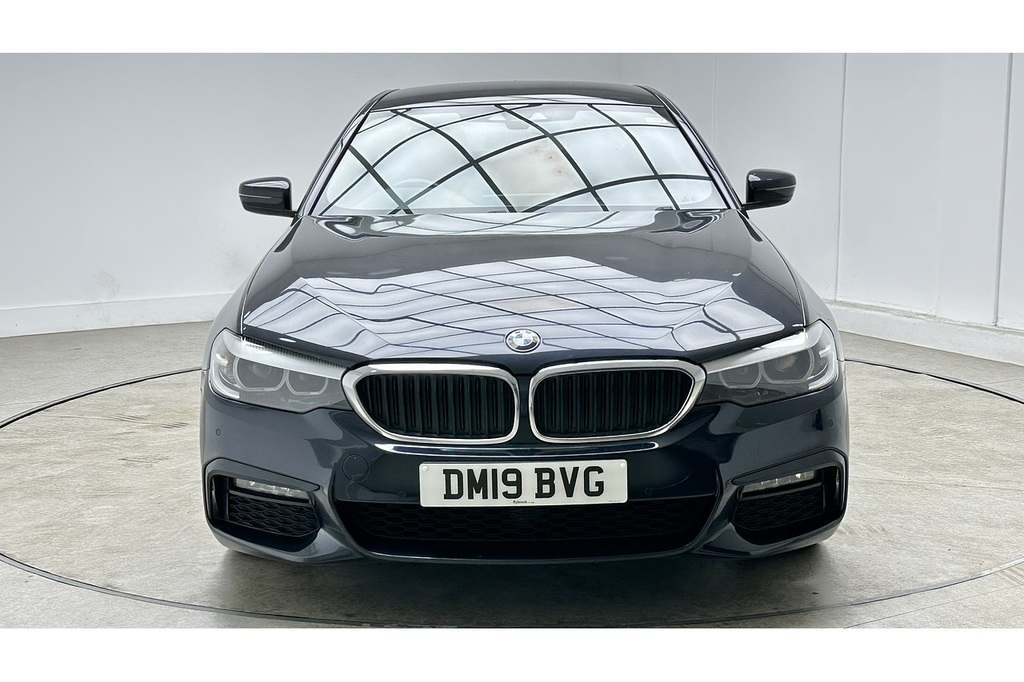 BMW 5 Series 520D M Sport Black #3
