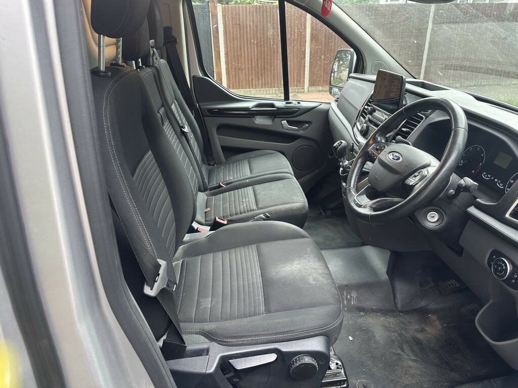 Ford Transit Custom Panel Van 2.0 Transit Custom Limited Van 300 L1 2. HT71ZPP Silver #5