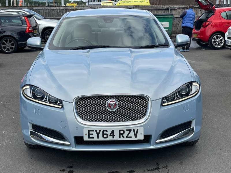 Jaguar XF 2.2D 200 Luxury Silver #2