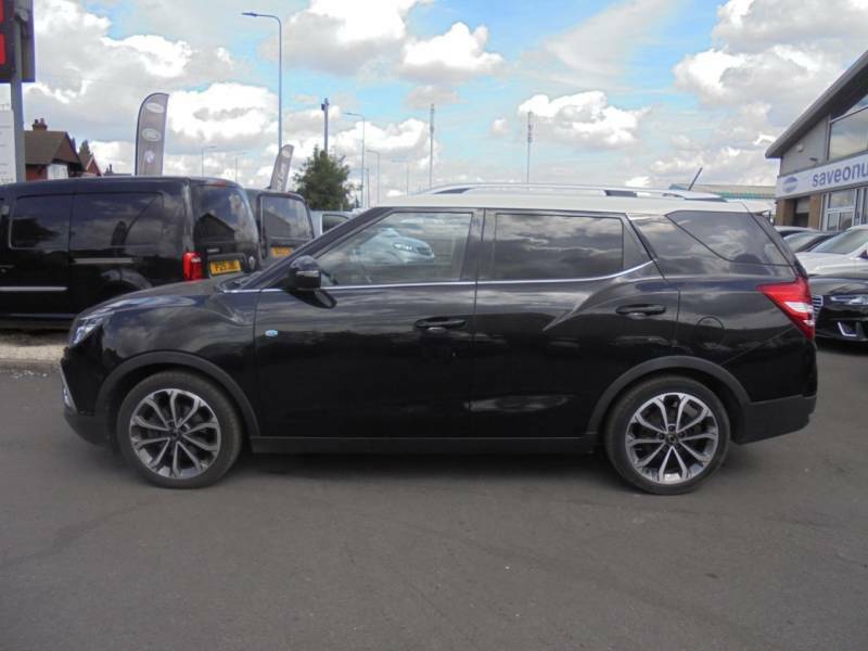 SsangYong Tivoli 1.6 D Ultimate Black