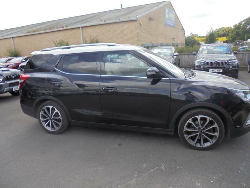 SsangYong Tivoli 1.6 D Ultimate Black #5
