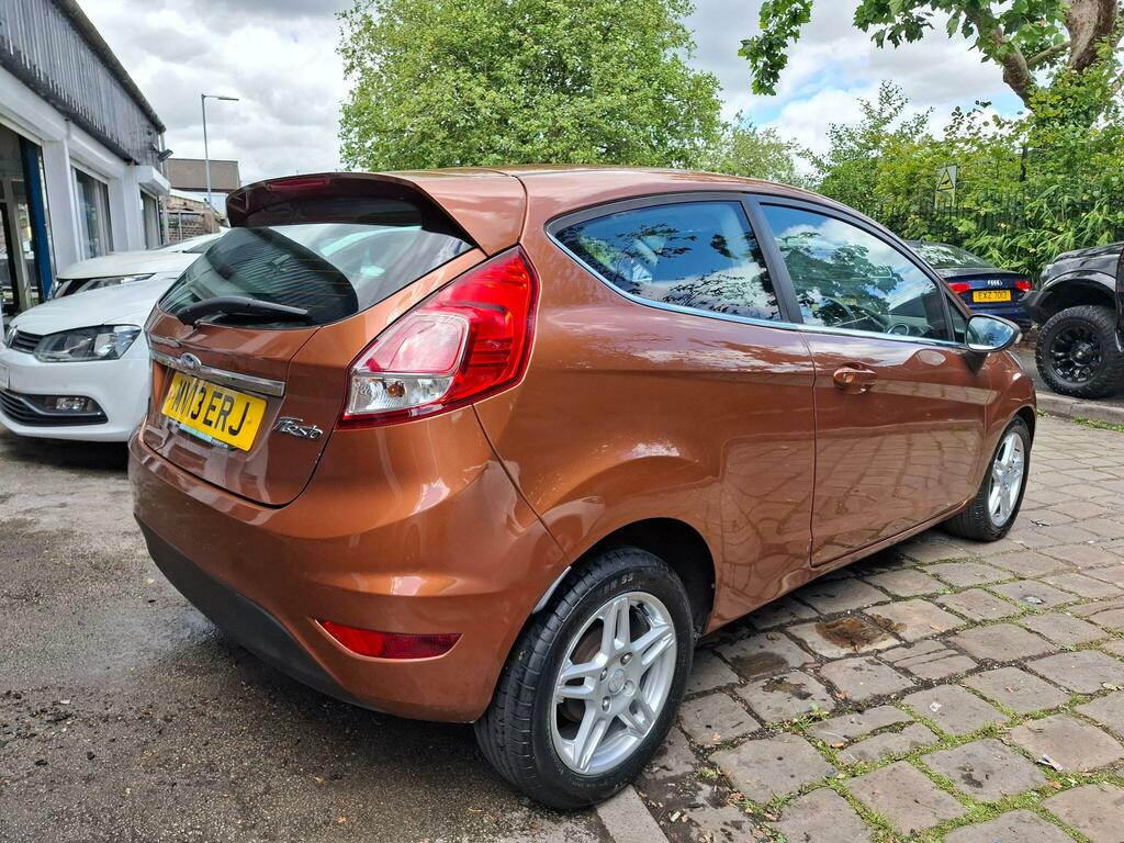 Ford Fiesta 1.25 Zetec Euro 5 Yellow #4
