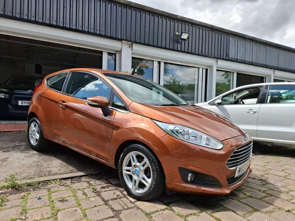 Ford Fiesta 1.25 Zetec Euro 5 Yellow