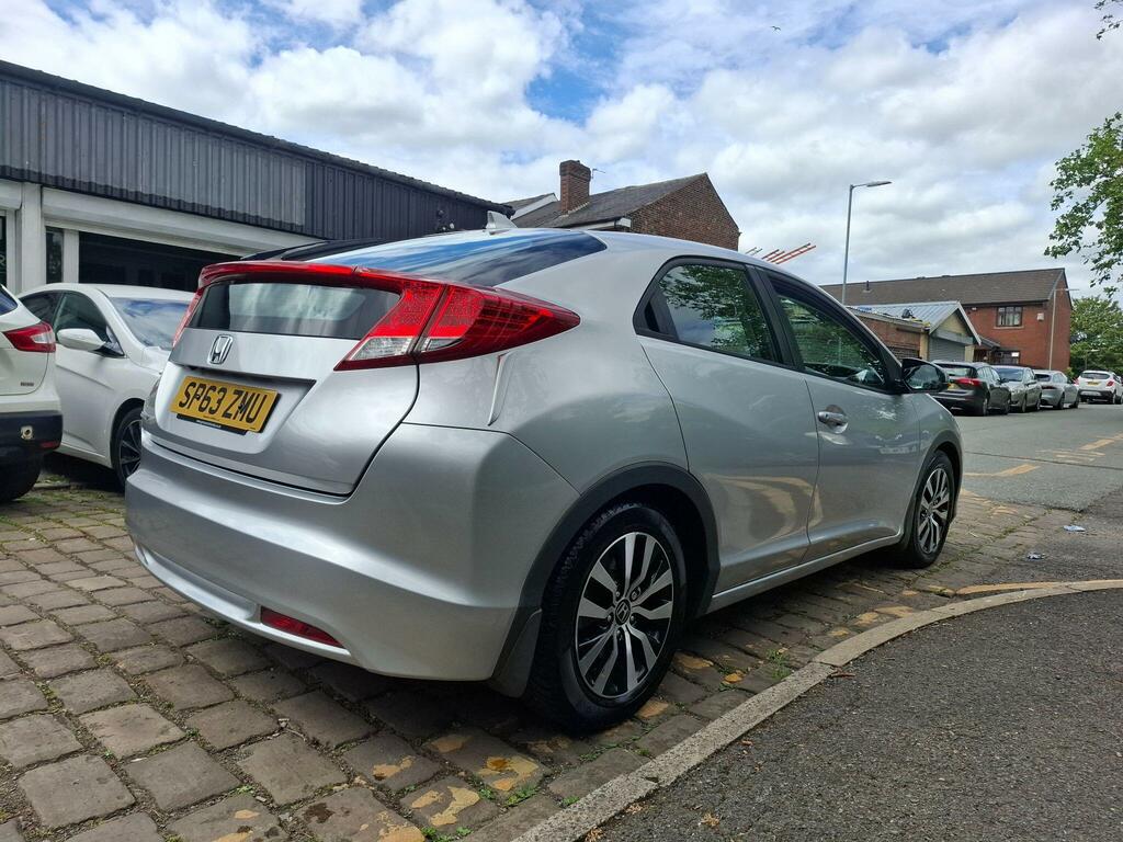 Honda Civic Es Silver #3