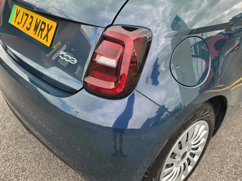 Fiat 500E 70Kw Action 24Kwh Green #6