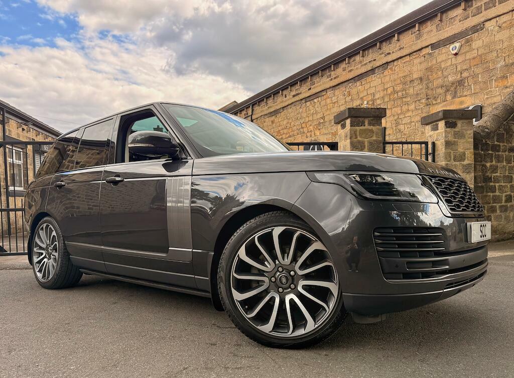 Land Rover Range Rover Vogue Grey