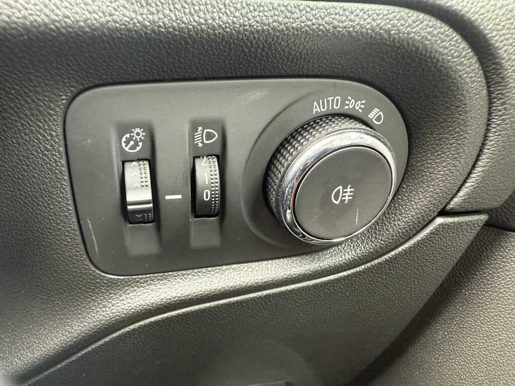 Vauxhall Grandland Gs White #18
