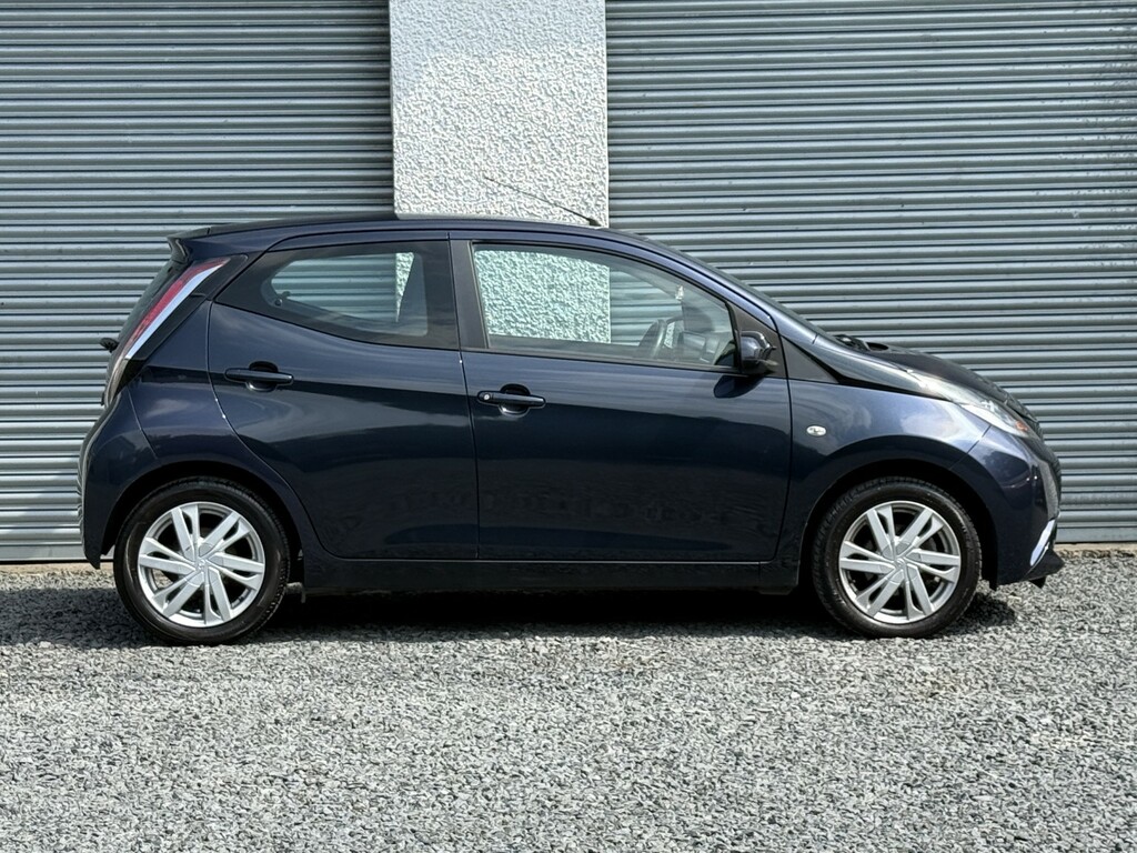 Toyota Aygo 1.0 Vvt-i X-pression Blue #2