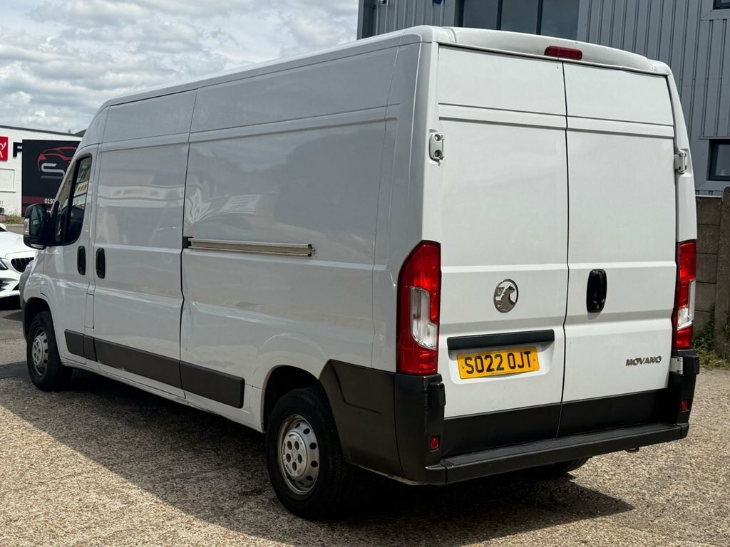 Vauxhall Movano 2.2L Dynamic SO22OJT White #5