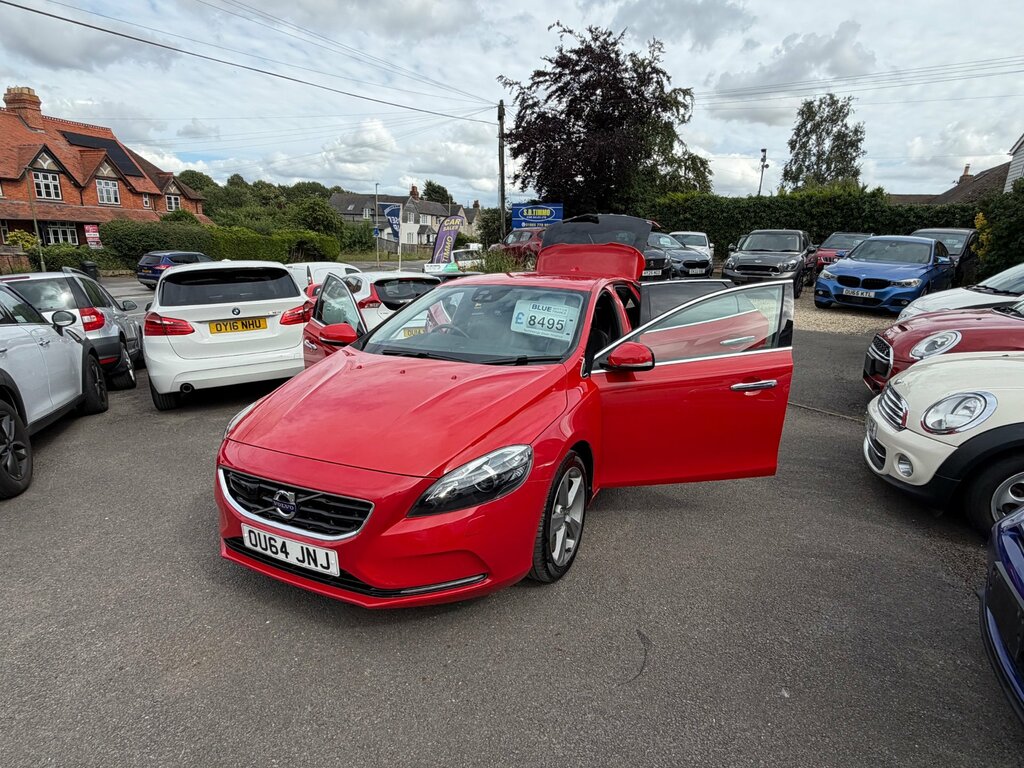 Volvo V40 Hatchback Red #4