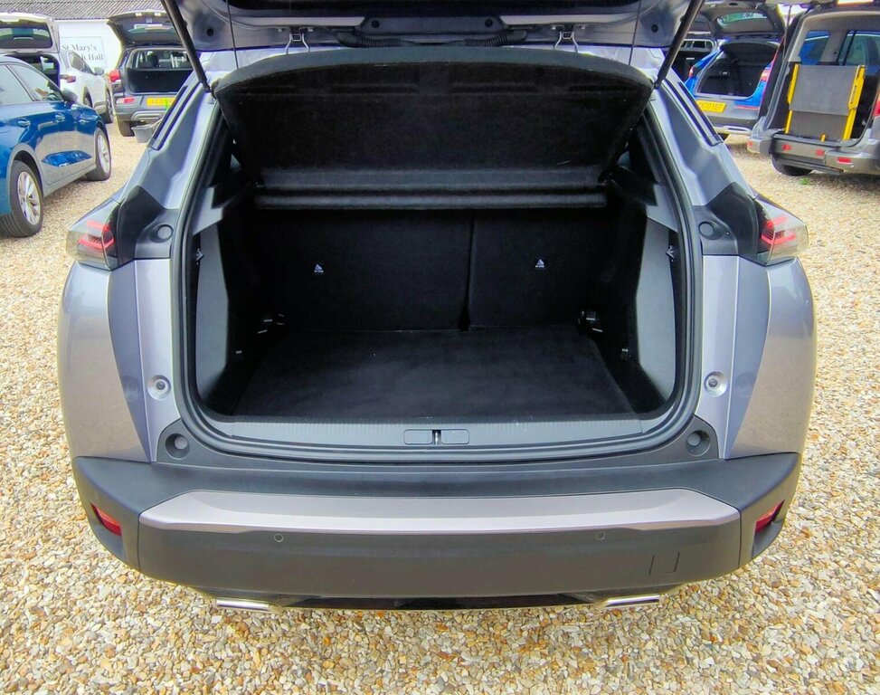 Peugeot 2008 1.2 Puretech Allure Euro 6 Ss AK74BNA #6