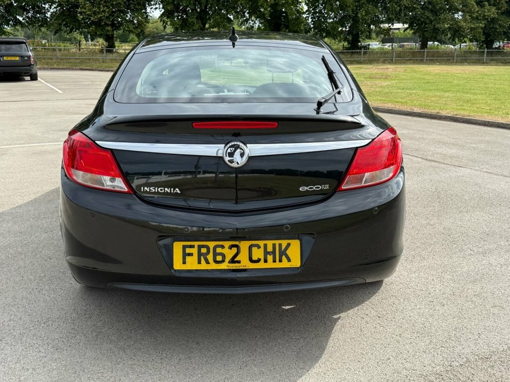 Vauxhall Insignia 2L Exclusiv Nav Black #6
