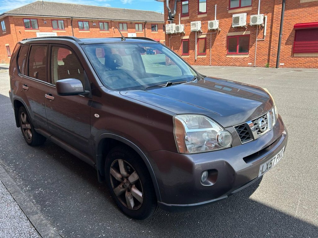 Nissan X-Trail 2.5L Sport Expedition Grey