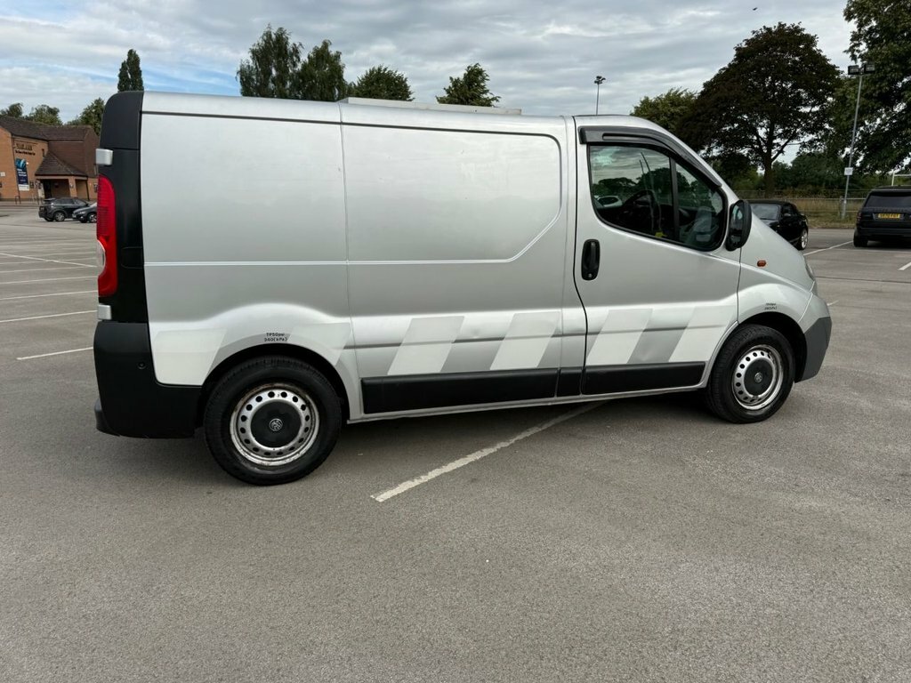 Vauxhall Vivaro 2.0 2700 Cdti Ecoflex Fwd L1 Silver #28