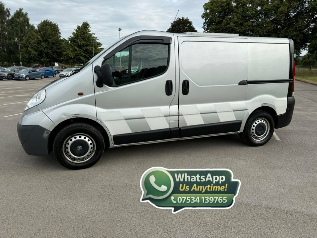 Vauxhall Vivaro Mpv Silver #2