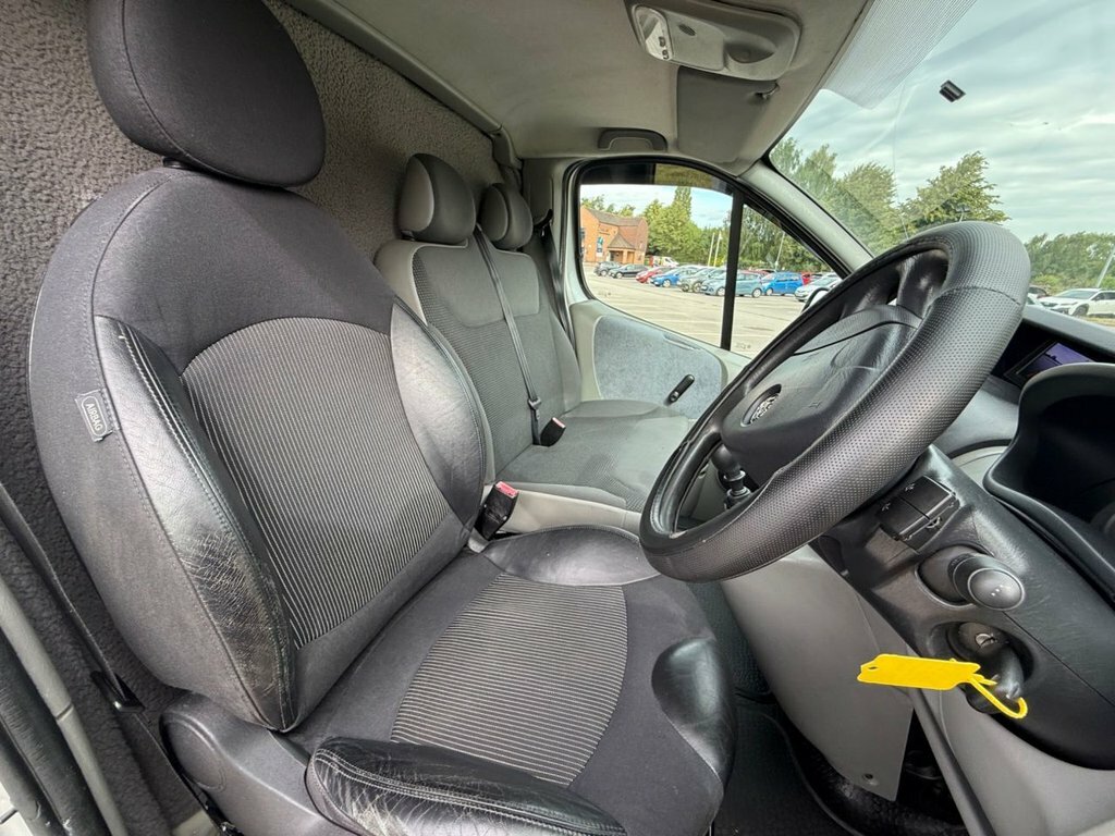 Vauxhall Vivaro 2.0 2700 Cdti Ecoflex Fwd L1 Silver #15