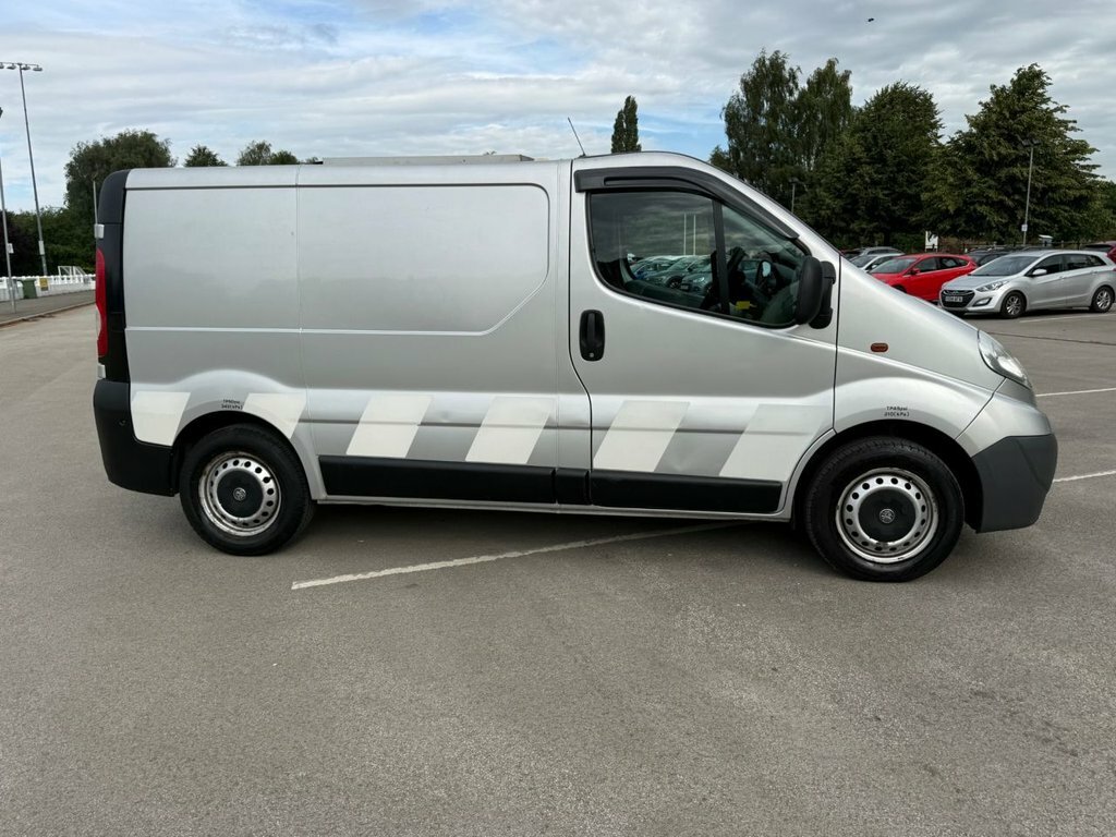 Vauxhall Vivaro 2.0 2700 Cdti Ecoflex Fwd L1 Silver #22