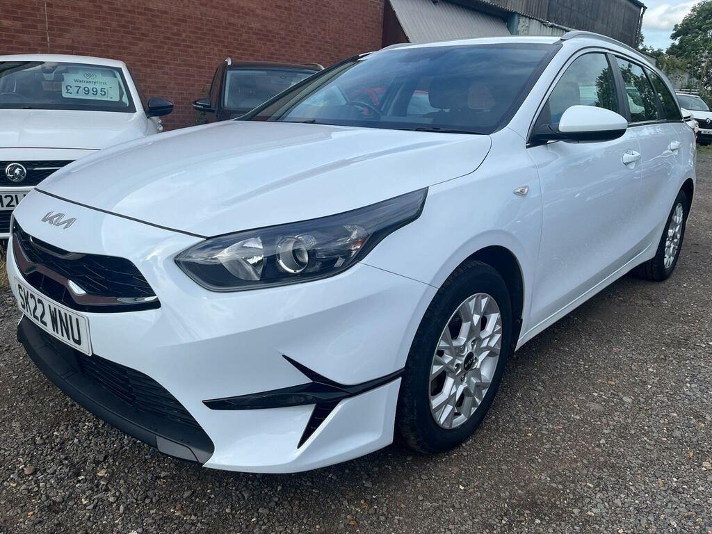 Kia Ceed Estate 1.6 Crdi Mhev 2 Nav Sportswagon Euro 6 Ss SK22WNU White #3