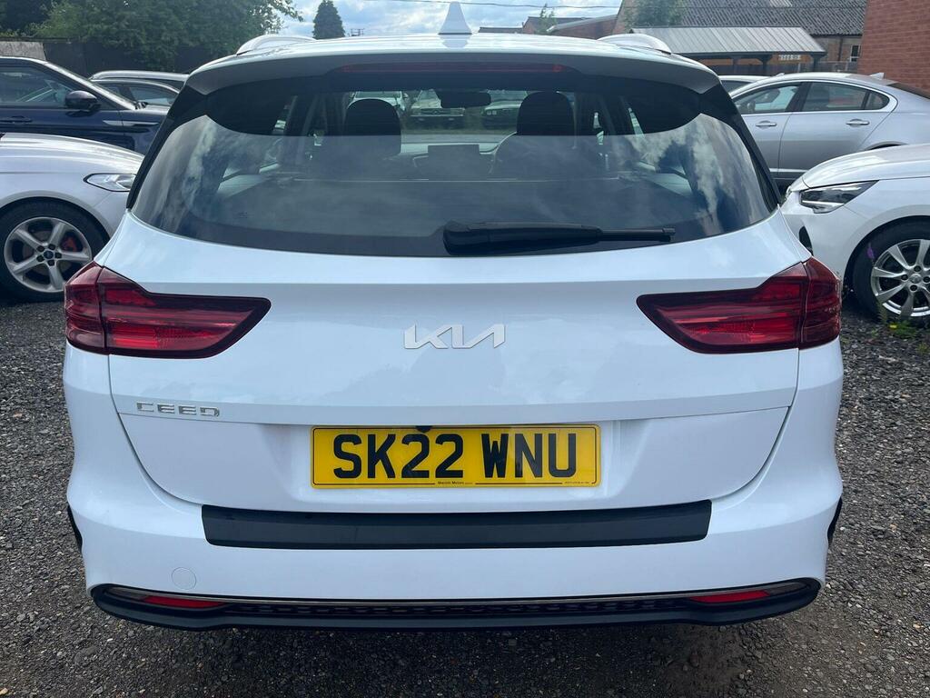 Kia Ceed Estate 1.6 Crdi Mhev 2 Nav Sportswagon Euro 6 Ss SK22WNU White #5