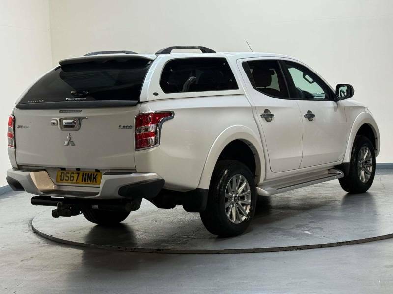 Mitsubishi L200 2.4 L200 Barbarian Di-d 4Wd - 2017 67 DS67NMK White #5