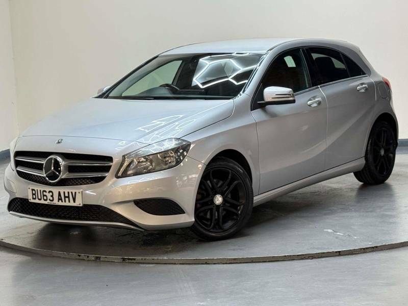 Mercedes-Benz A Class 1.6 A180 Blueefficiency Sport - 2013 63 Silver #2