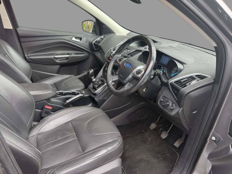 Ford Kuga 2.0 Tdci Titanium Suv Awd Euro 5 Black #4
