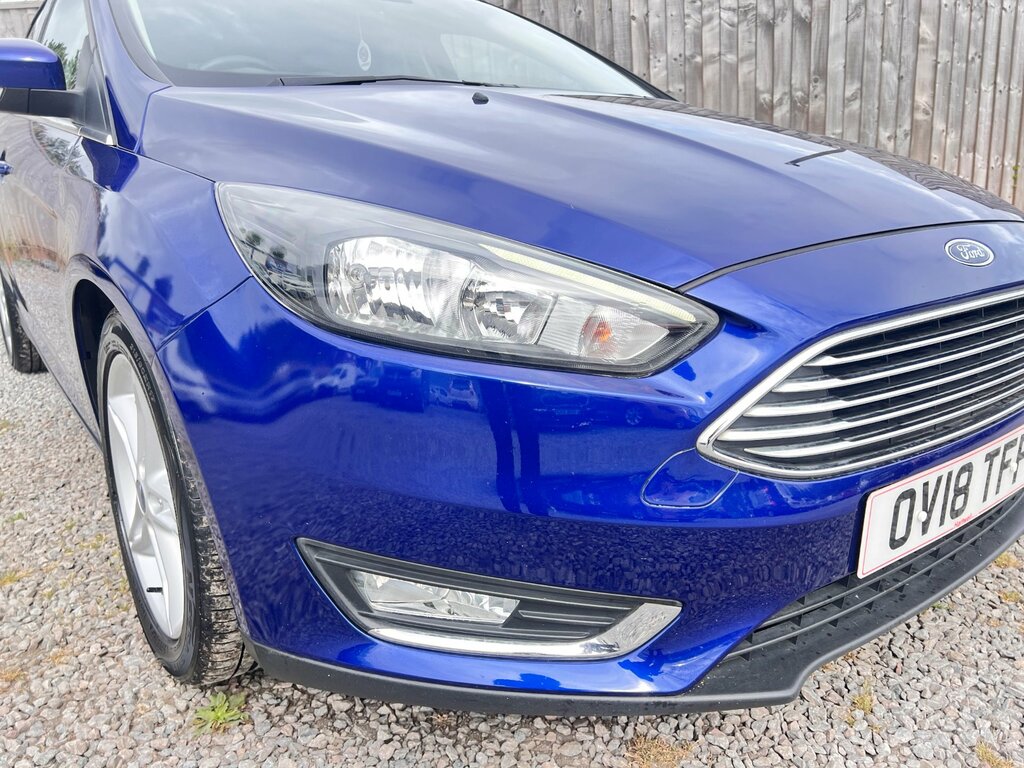 Ford Focus 1.5 Tdci Titanium Hatchback Euro OV18TFF Blue #5